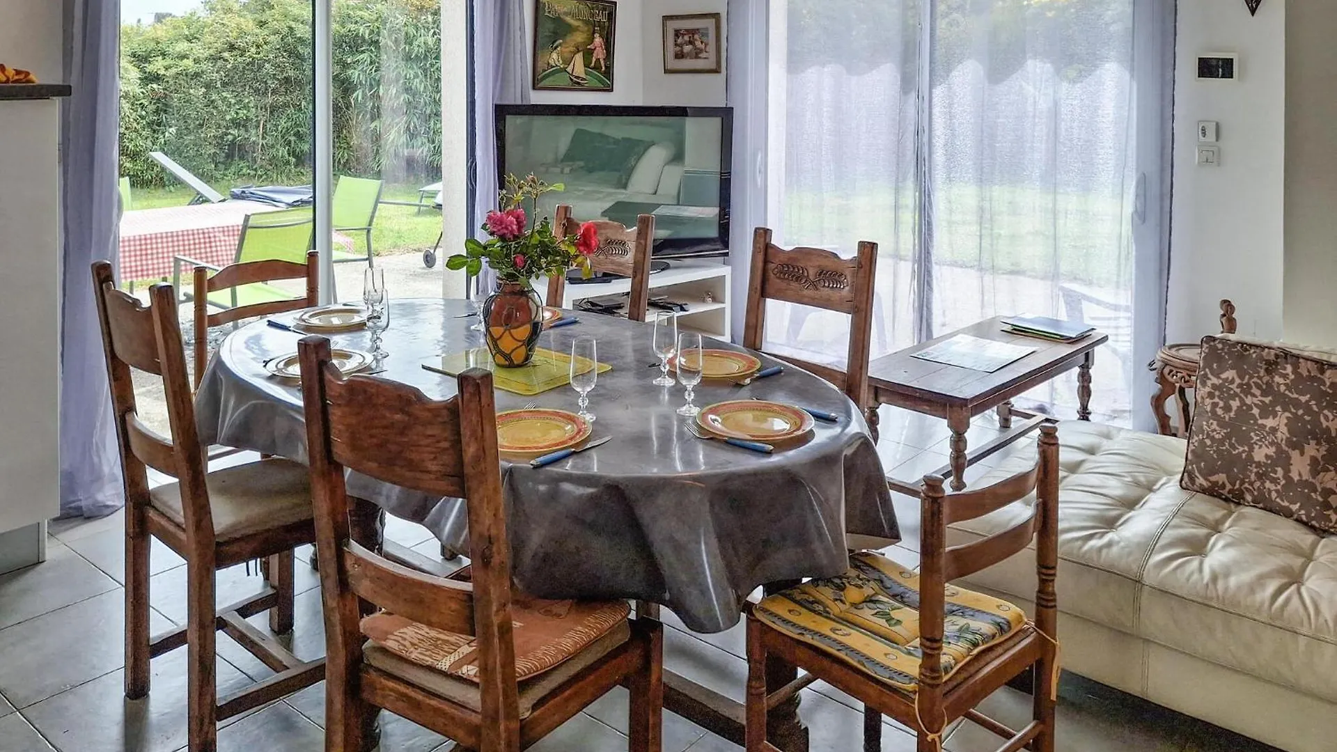 3 Bedroom Nice Home In Plouha Francia